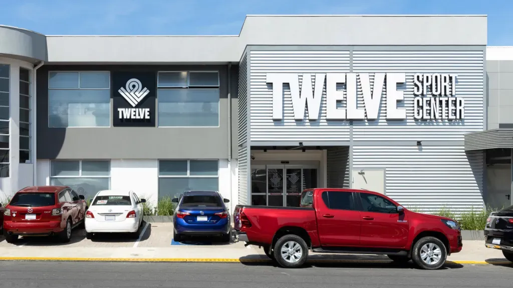 Así luce Twelve Sport Center, el gran emprendimiento de Joel Campbell. (Foto: Behance)