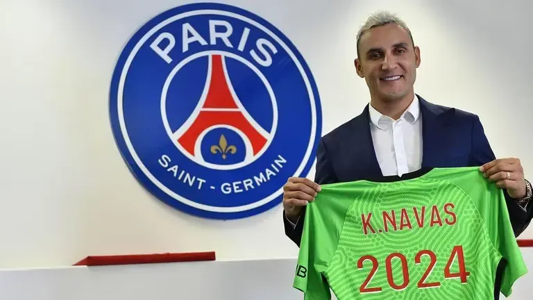 Keylor Navas con PSG