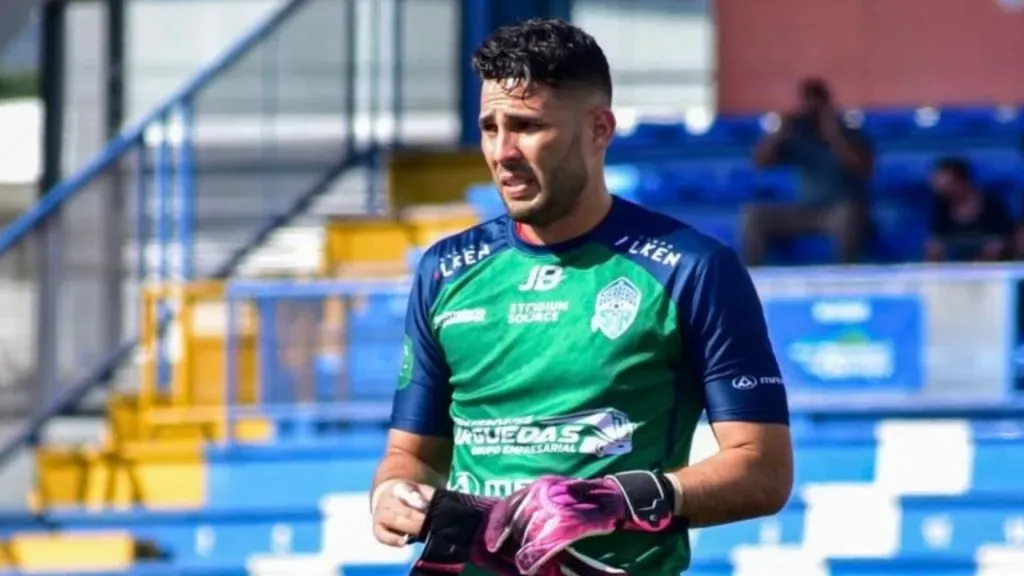 Jussef Delgado corre de atrás, pero podía ser convocado. (Foto: FCA)