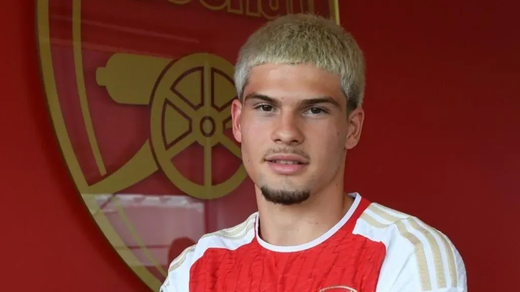 Elián Quesada seguirá en las divisiones menores del Arsenal.