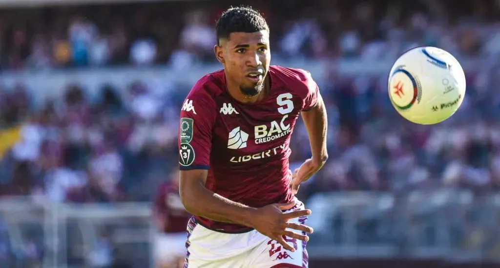 Gerald Taylor se va al fútbol de Portugal.