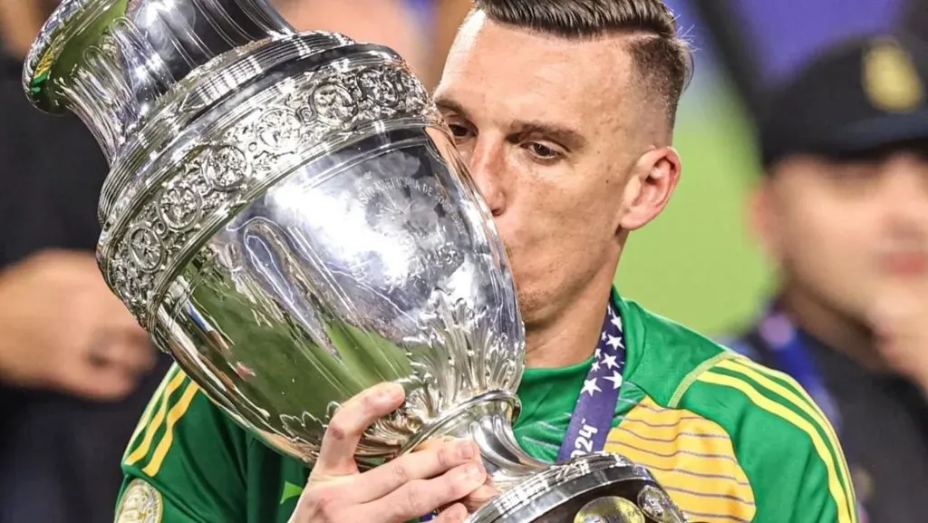 Franco Armani acaba de llegar a 27 títulos, a dos de Keylor Navas. (Getty Images)