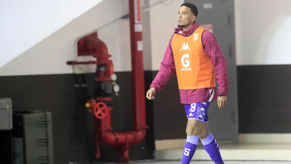 El futuro inmediato de Alvarado es incierto. (IMAGO)