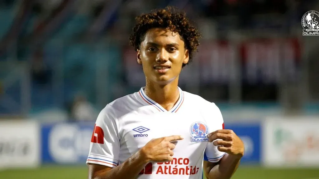 Paguada ya jugó con Olimpia.