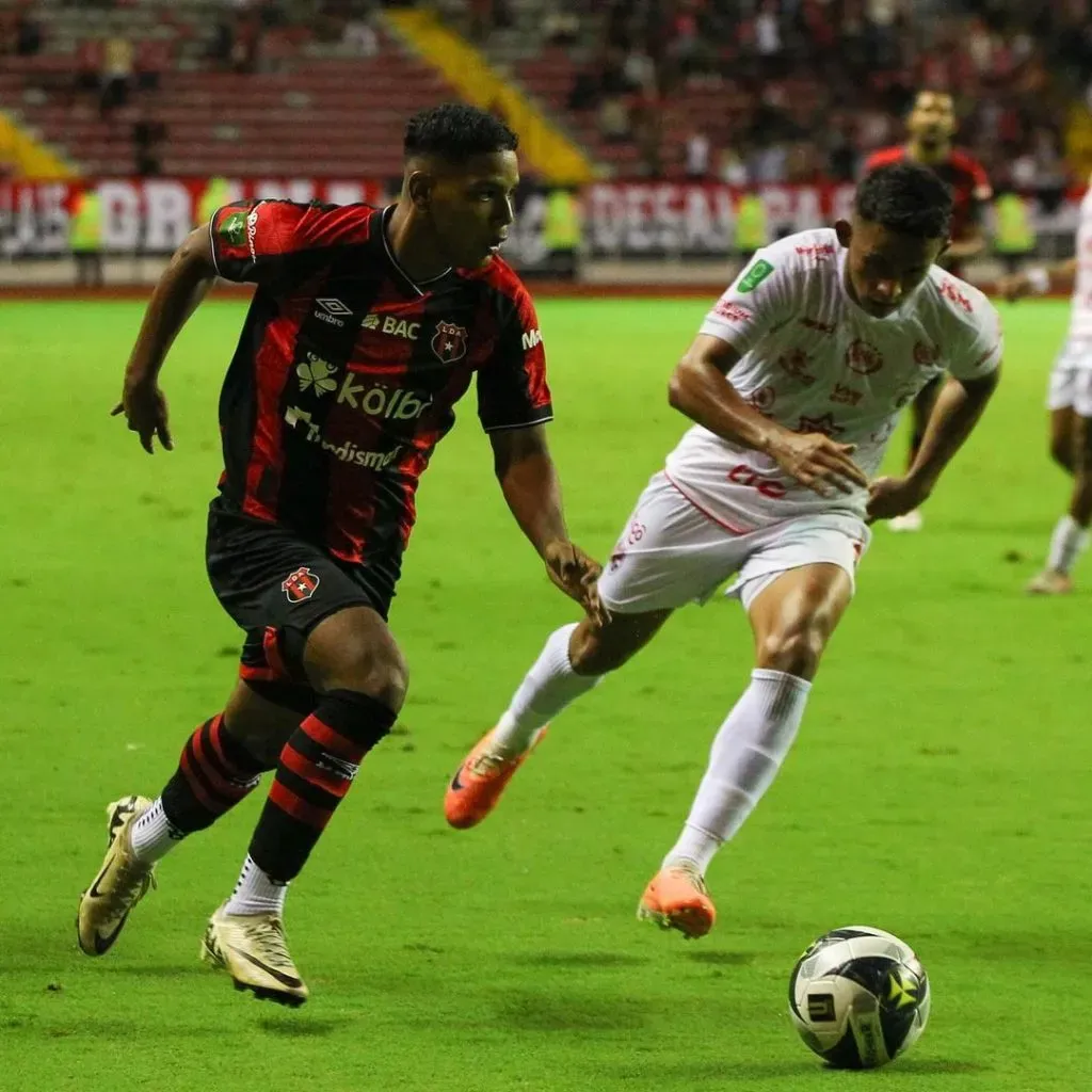 Alajuelense remontó un partido complicado (Instagram).