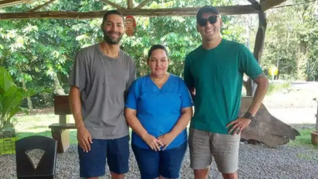 Álvaro Saborío y Keylor Navas están juntos en San Carlos.