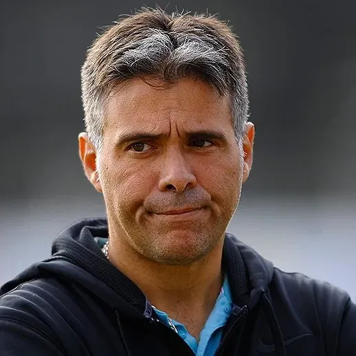 Julio Fuentes destacó el esfuerzo de sus dirigidos (Twitter).