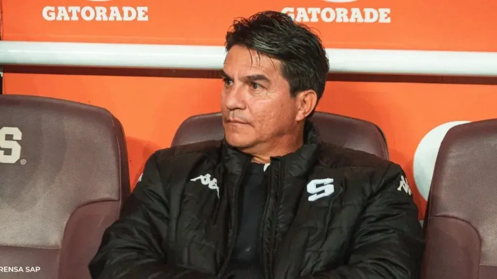 Vladimir Quesada atraviesa un momento difícil en Saprissa.