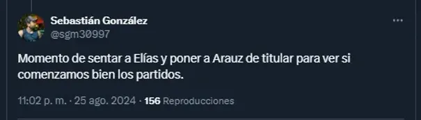 Aficionados de Herediano sobre Elías Aguilar