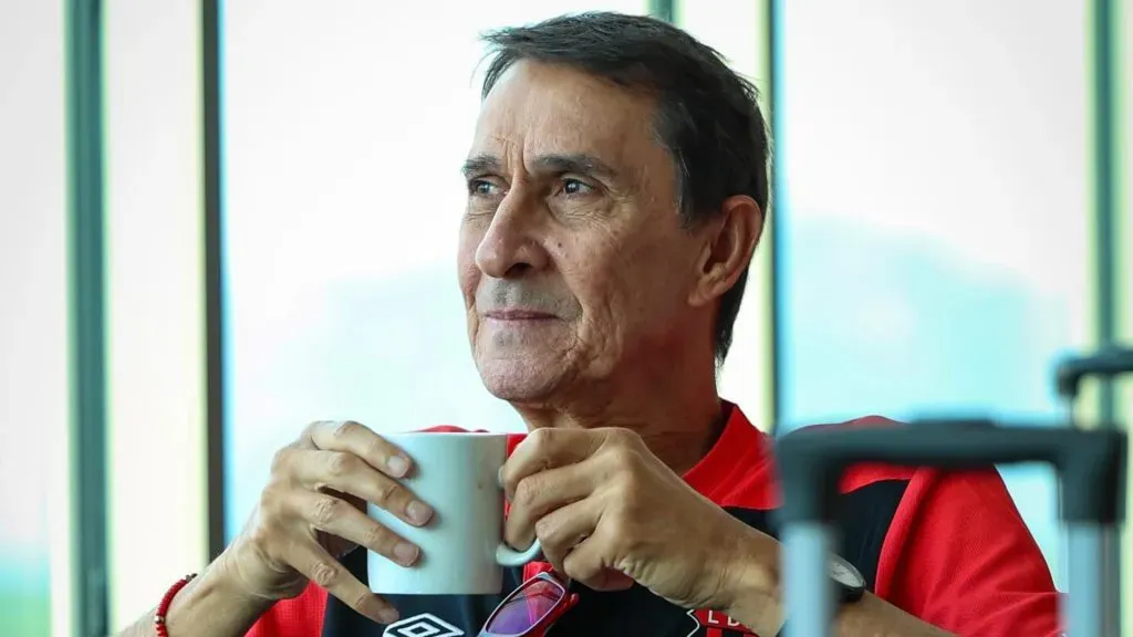 Guimaraes piensa en todo en Alajuelense. (Instagram)