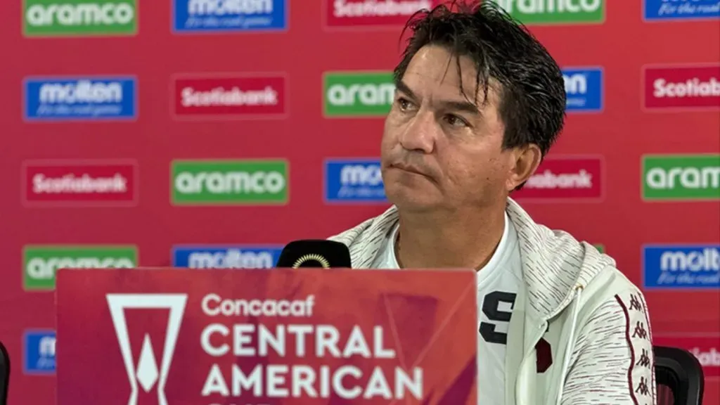 Vladimir Quesada habló en conferencia de prensa. (Foto: La Nación)