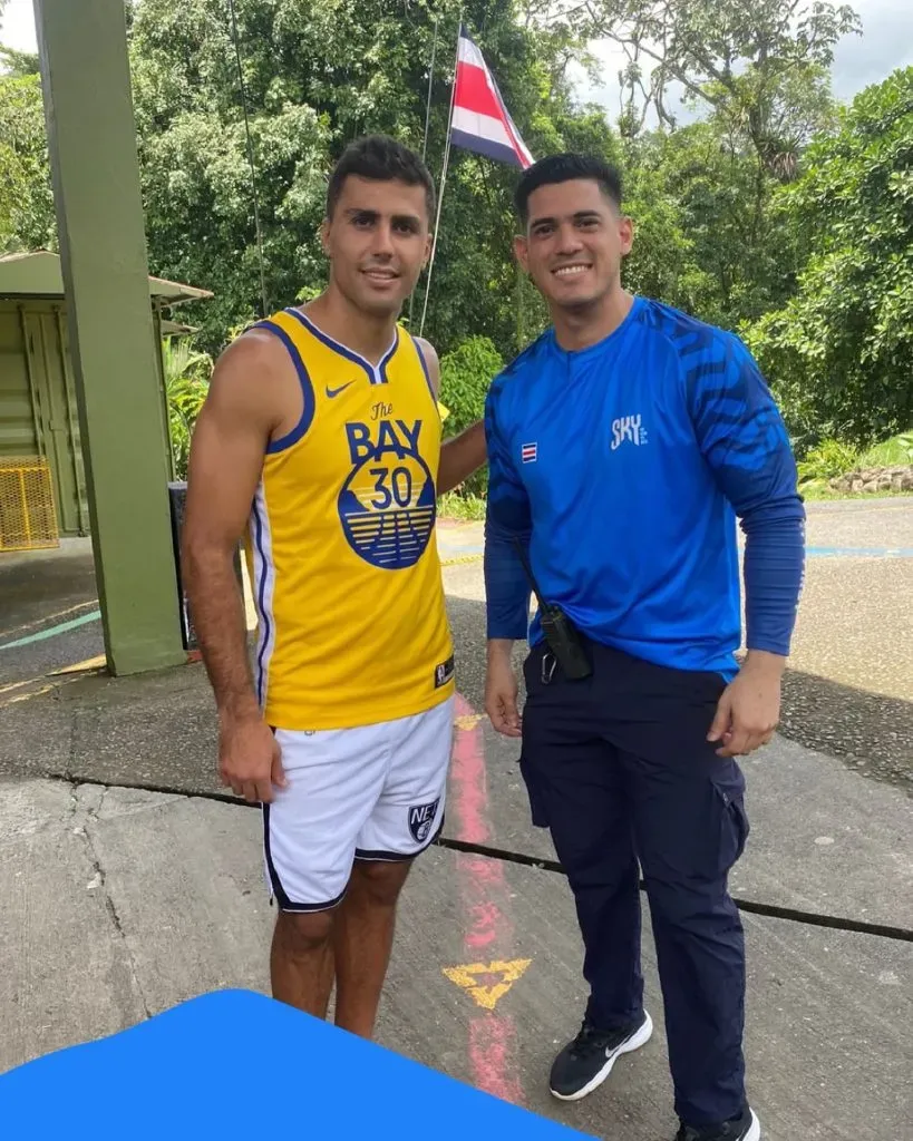 Rodri, tras la Eurocopa, vacacionando en Costa Rica.