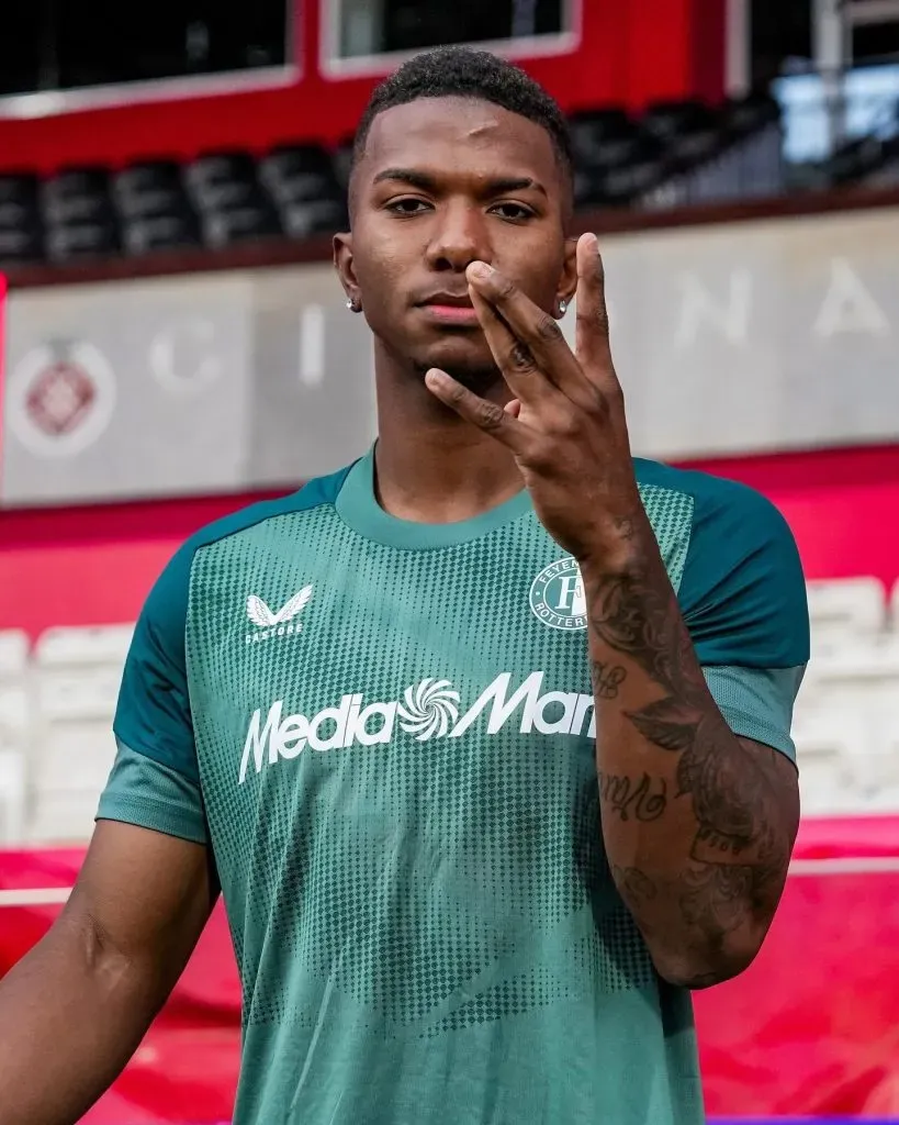 Mitchell está teniendo pocas oportunidades en Europa (Instagram).