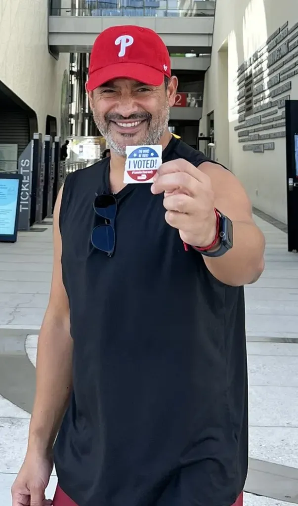 Carlos Pescadito Ruiz votó en Estados Unidos.