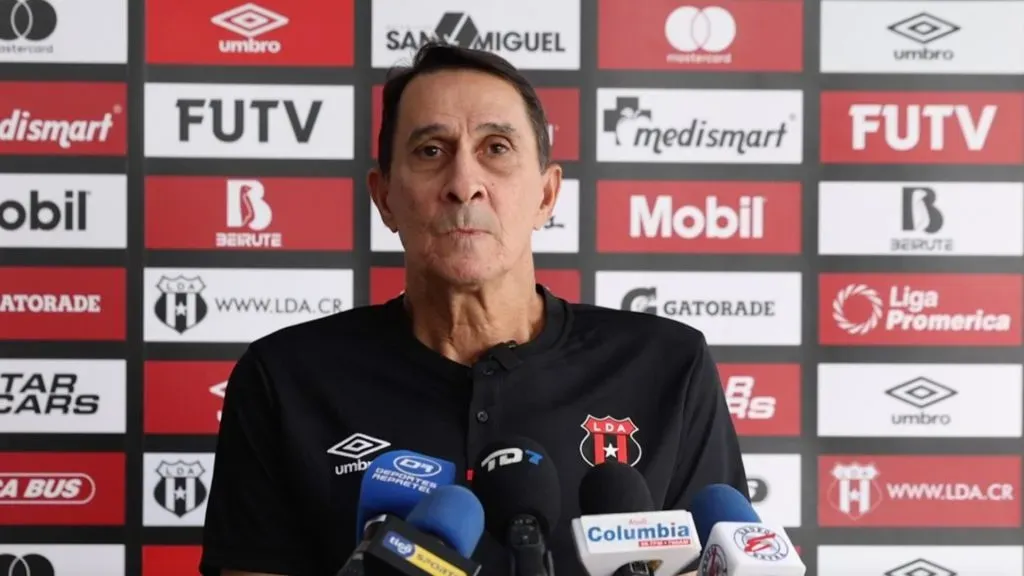 Guimaraes con la Liga Deportiva Alajuelense