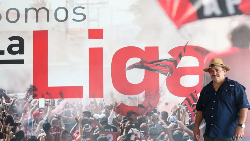 En la Fedefútbol quieren contar con el Macho Óscar Ramírez. (Alajuelense)