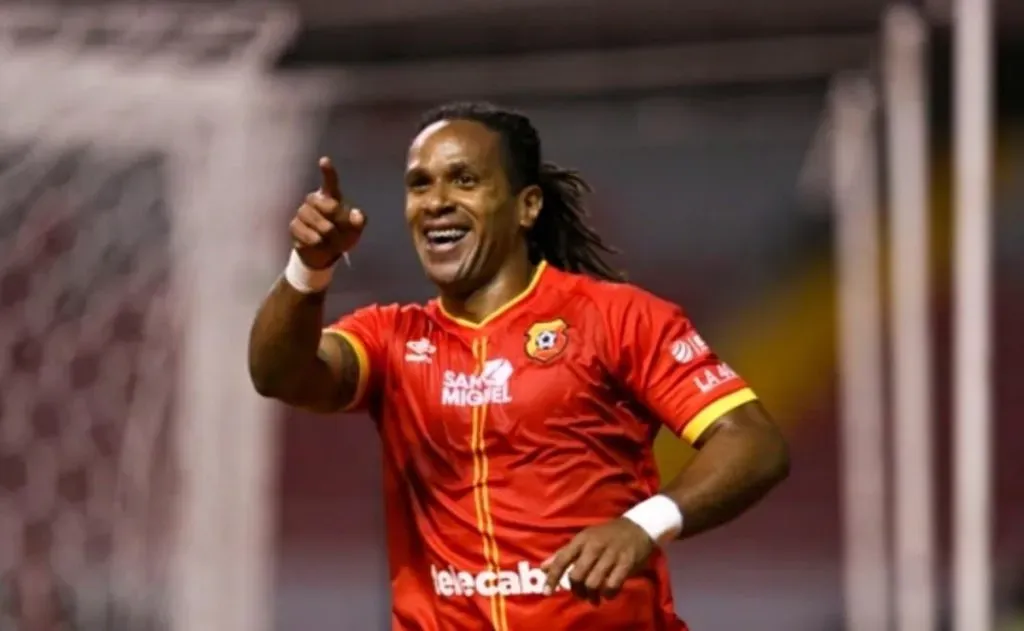 McDonald supo brillar en Herediano.