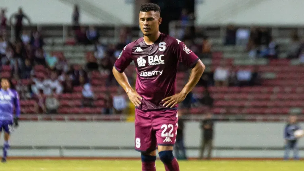 Youstin Salas no tiene minutos con Giacone (Saprissa).