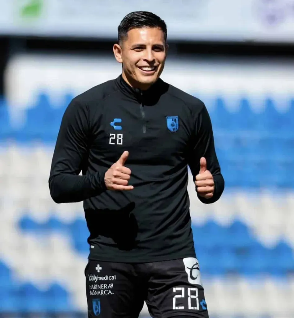 Rubio Rubín se entrena en México.