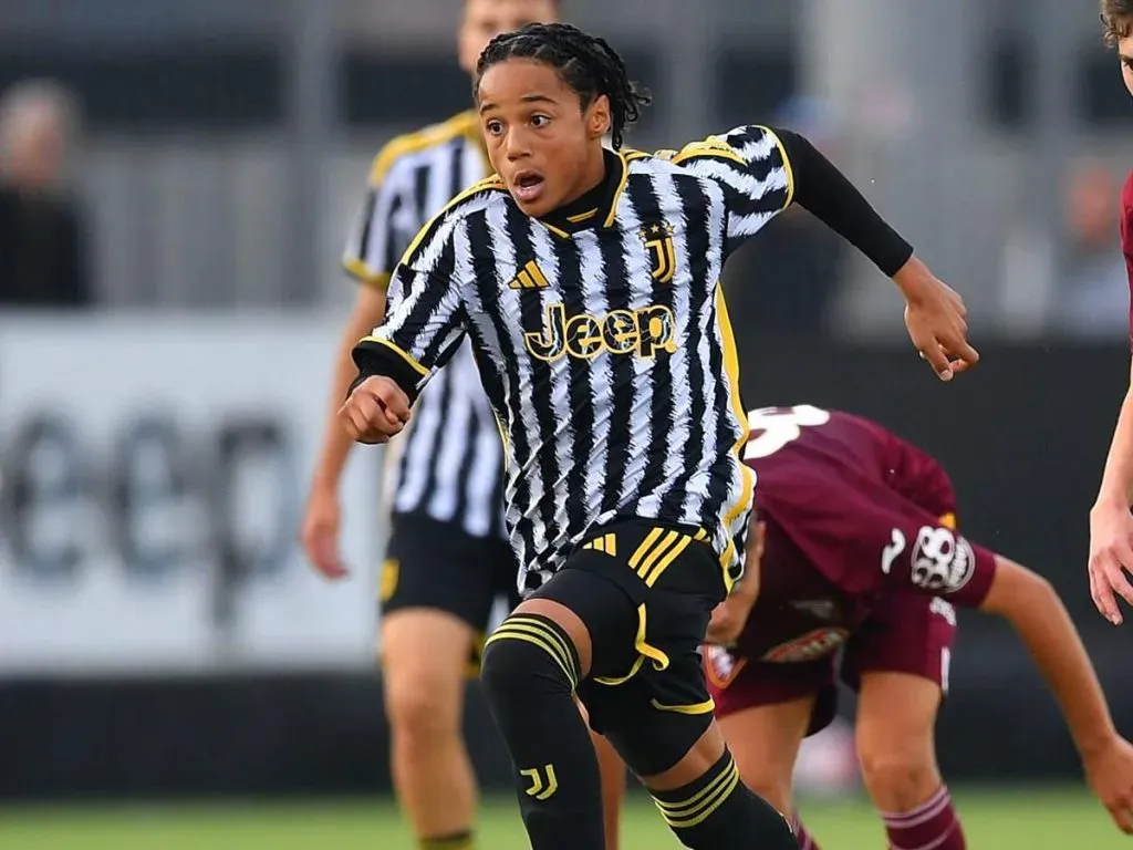 Luis Gabriel Suazo con la U-16 de la Juventus. (Foto: Getty Images)
