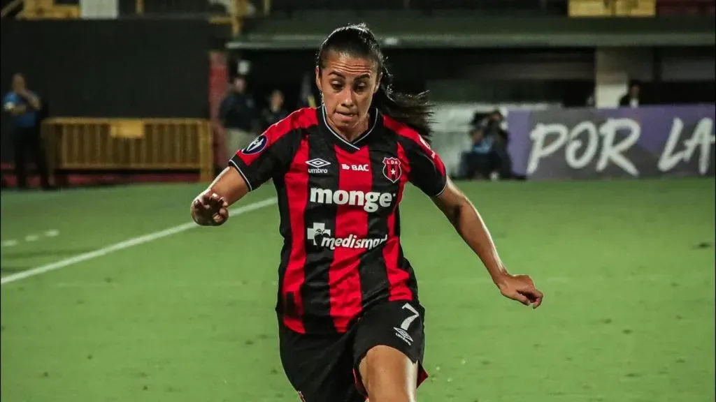 Chinchilla le suplicó a la afición de Alajuelense. (Instagram)