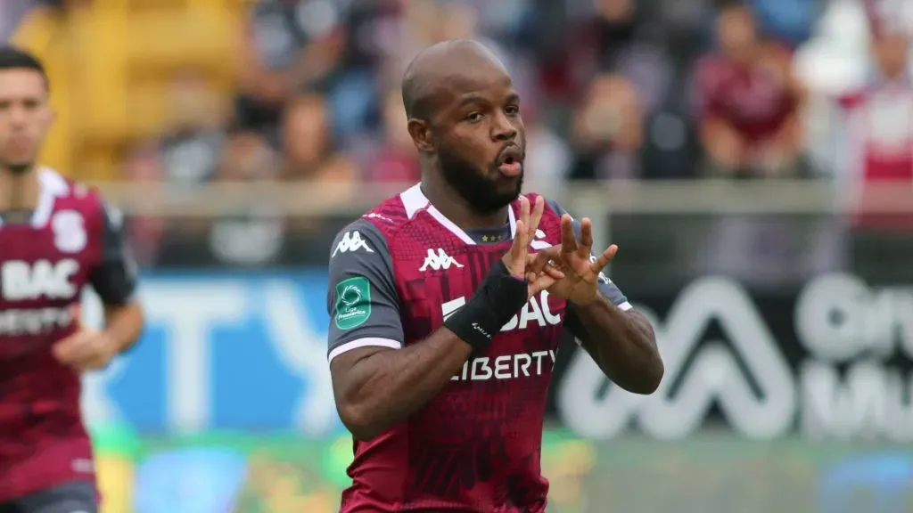 Javon East le dijo adiós a Saprissa.
