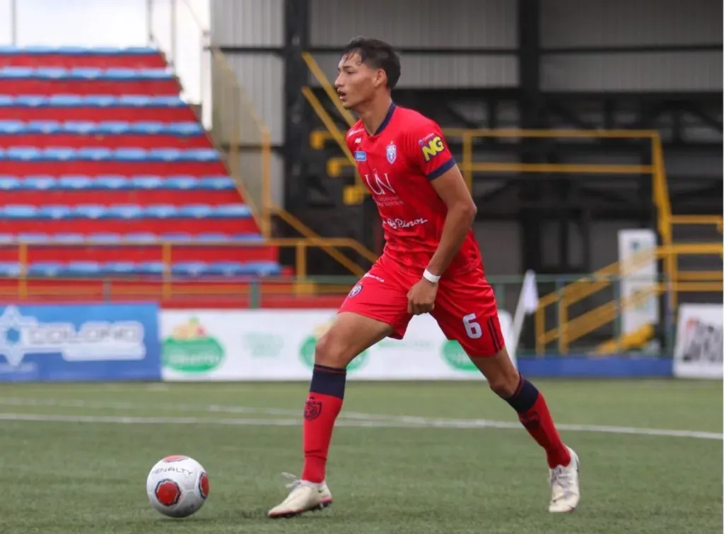 Saprissa y Alajuelense se disputan a Joseth Peraza.