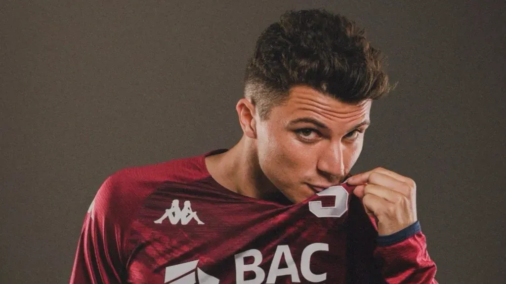 En Saprissa quieren quedarse con Gino Vivi.