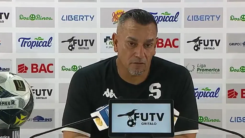 José Giacone no escondió su molestia tras el empate de Saprissa contra Pérez Zeledón.