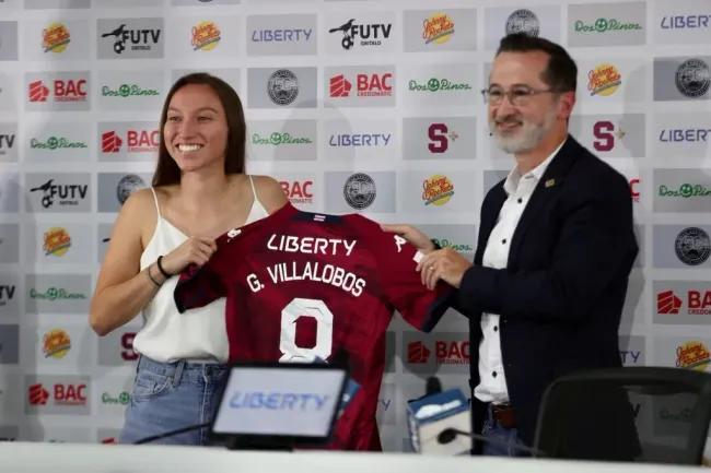 Gloriana Villalobos, histórica de Saprissa y gemela de Mauricio. (Saprissa)