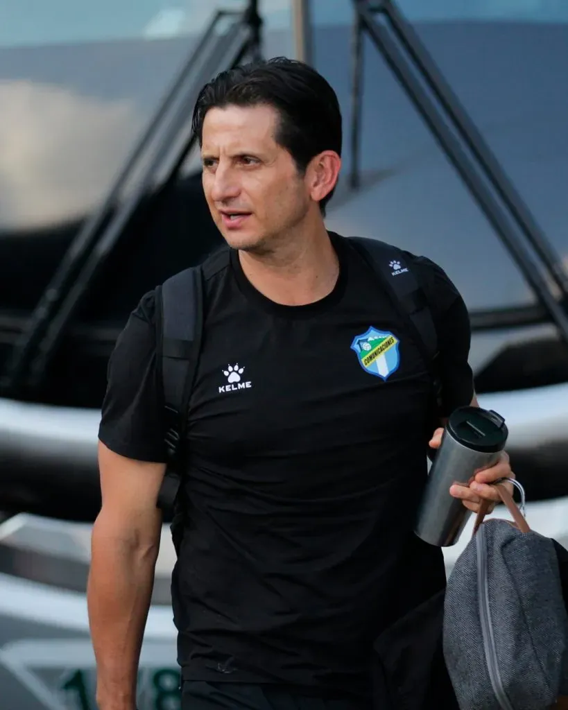 Ronald González – Comunicaciones