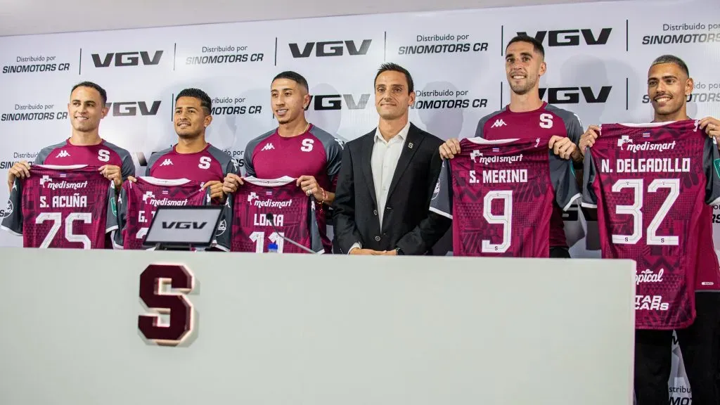En Saprissa están molestos con los organismos del Estado.