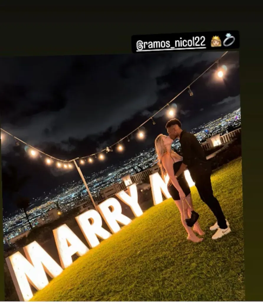 Orlando Sinclair se pasó al club de los casados.