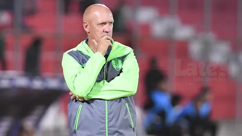Cristian Arán como entrenador de Real Tomayapo. (Foto: Late!)