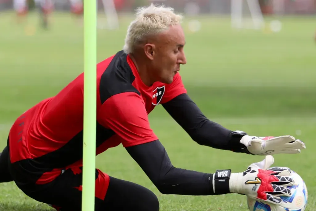 Keylor Navas debutó de gran forma en la victoria 1-0 de Newell’s ante Aldosivi. Y volvió a ser figura también en las derrotas 2-0 contra Central Córdoba y 1-0 frente a Defensa y Justicia. (Foto: NOB)