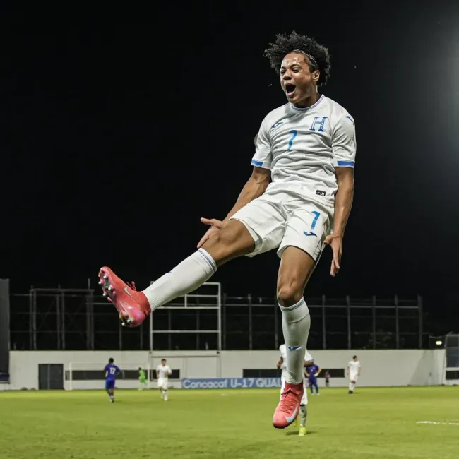 Luis Suazo fue importante para la clasificación de Honduras al Mundial de Qatar.