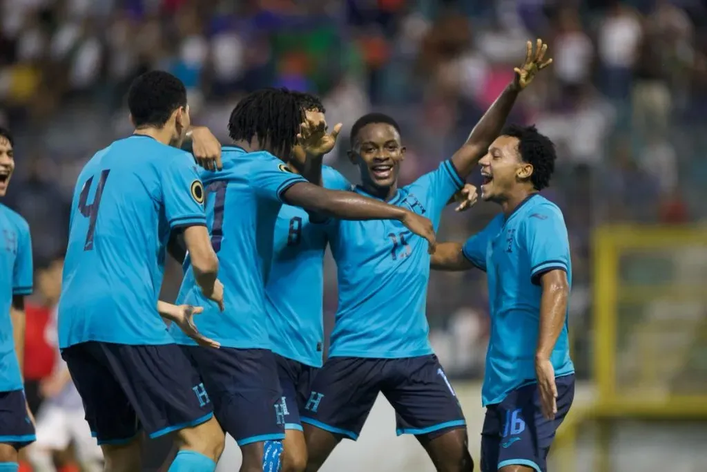 Reinaldo Rueda elogió a la selección Sub-17 de Honduras tras clasificar al Mundial de Qatar.