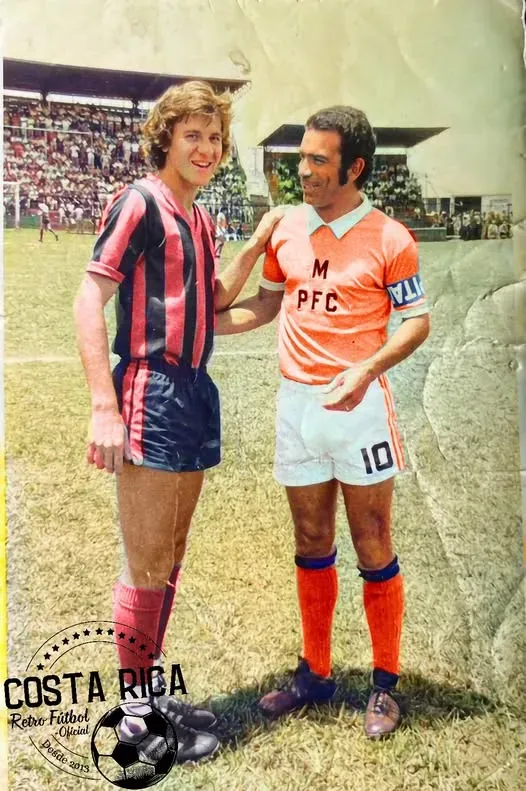 Villlalobos se formó en Alajuela (Jaime Grant).