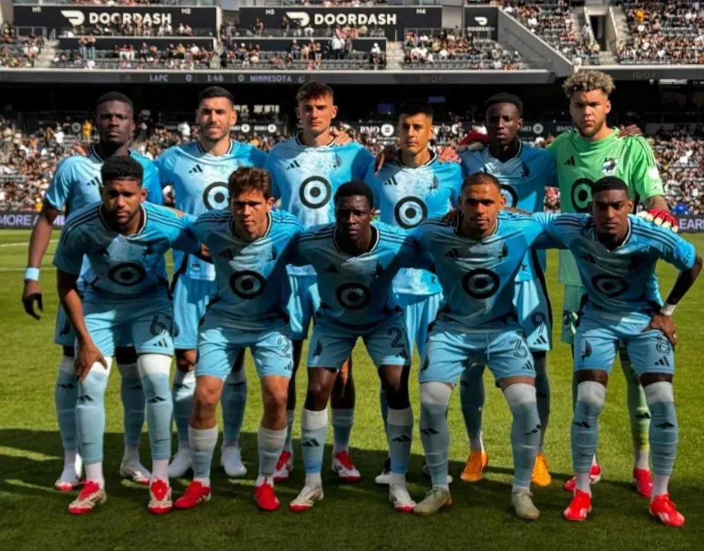 Rosales fue titular en el debut de Minnesota United en la MLS, pero tuvo que salir sustituido al mediotiempo.