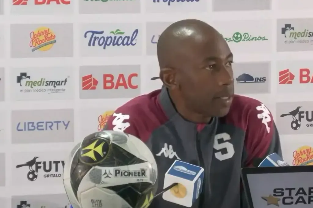 Wanchope explicó su idea de juego (Saprissa).