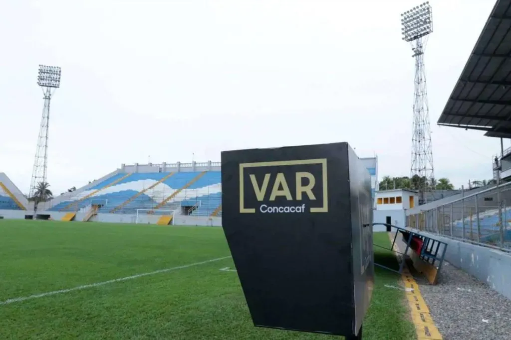 Liga Nacional espera contar con el VAR para el próximo torneo. (Foto: Diario La Prensa)