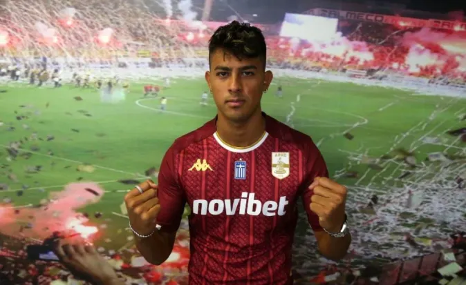 Álvaro Zamora con el Aris de Grecia