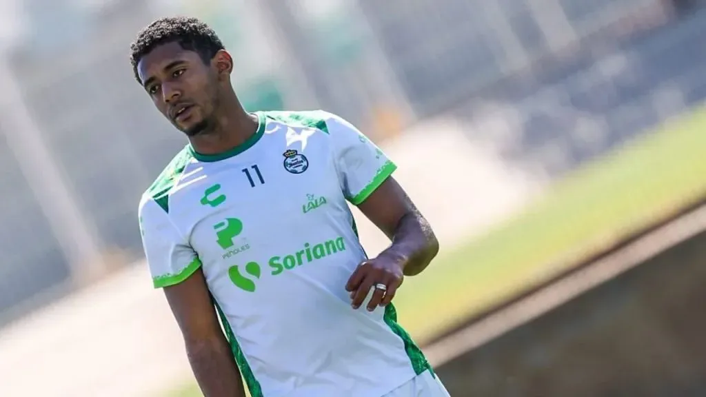 Lozano ha regresado a los entrenamientos del Santos Laguna.