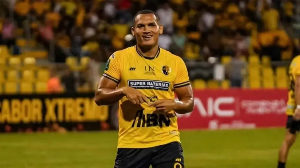 Jurguens Montenegro es del gusto de Wanchope.