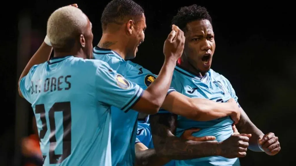 Quioto hizo dos goles en la victoria de Honduras sobre Bermudas.