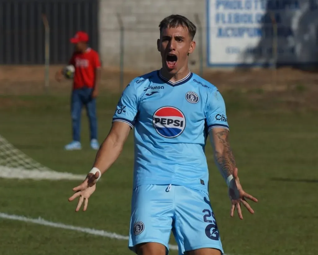 Rodrigo Auzmendi sigue siendo el máximo goleador de la Liga Nacional con cinco tantos.