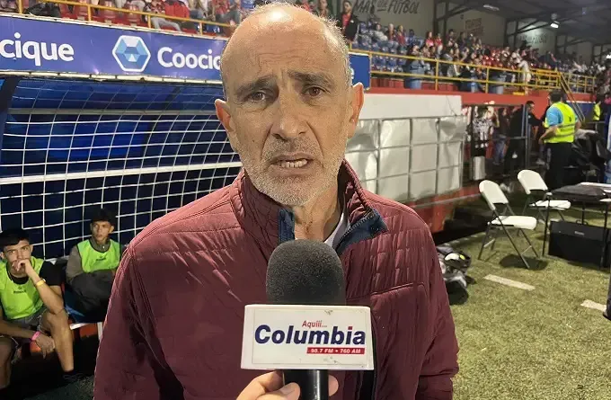¿Gustavo Chinchilla se va de Saprissa? (Columbia).