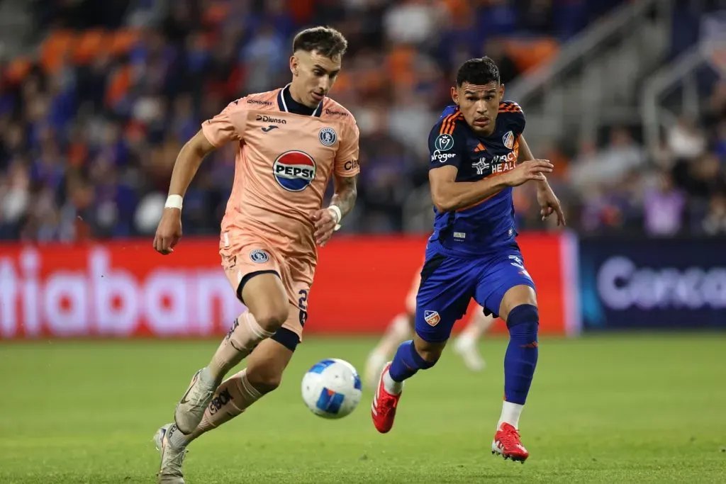 Rodrigo Auzmendi jugó su último partido el 26 de Febrero en Cincinnati por la Copa de Campeones. (Foto: Concacaf)