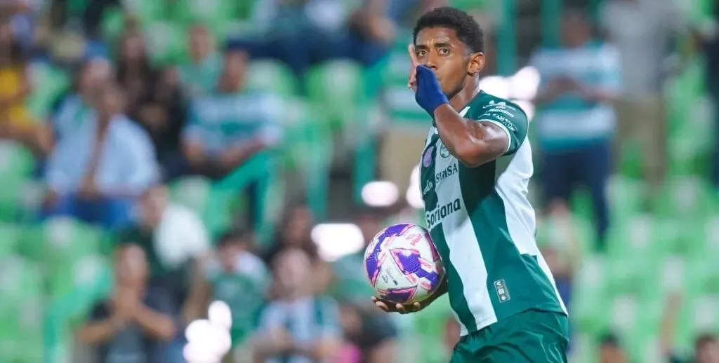 Choco Lozano es uno de los jugadores mejor pagados en Santos Laguna