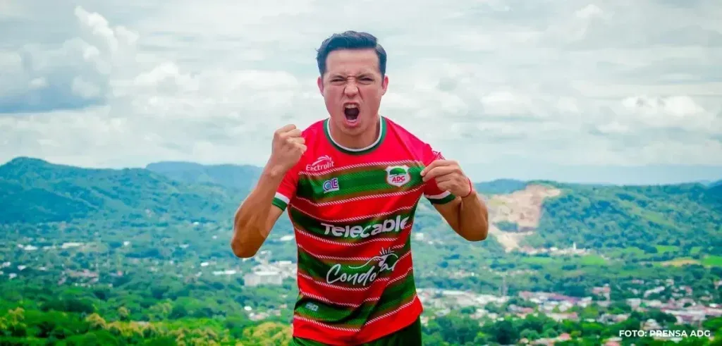 Erick “Cubo” Torres – Guanacasteca